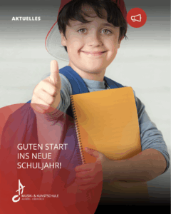 Ein Kind mit Rucksack und Heft reckt den Daumen nach oben.